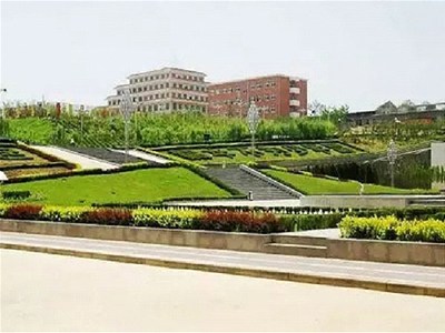 西京大學(xué)工程研究院萬級凈化實(shí)驗(yàn)室空調(diào)項(xiàng)目